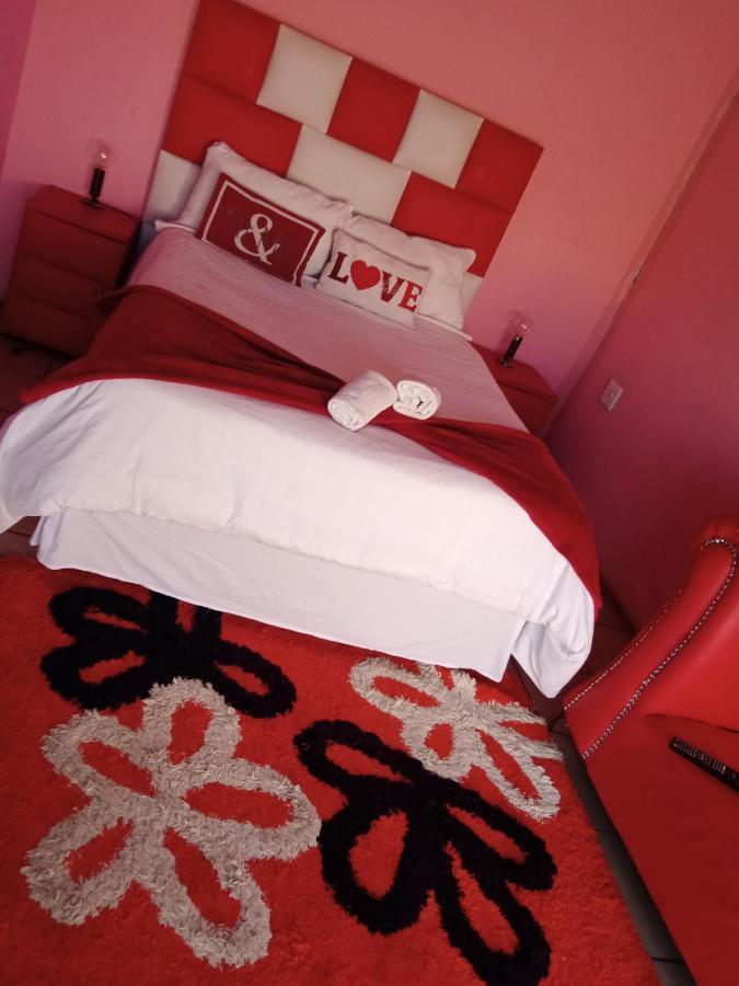 Twilight Breeze Lodge Phuthaditjhaba ภายนอก รูปภาพ
